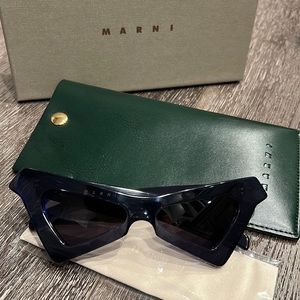 MARNI FAIRY BLUE/BLACK SUNGLASSES